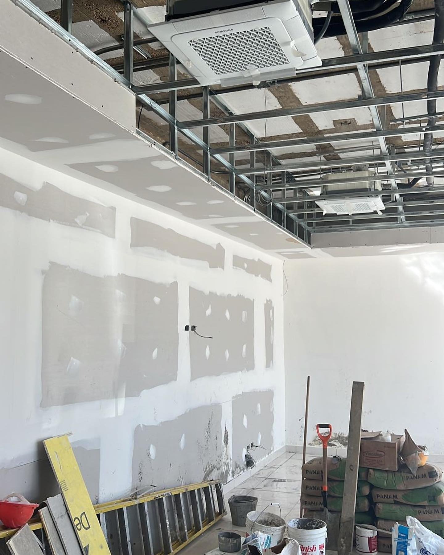 imgi_15_315757678_878936550140729_5527455609297011682_n